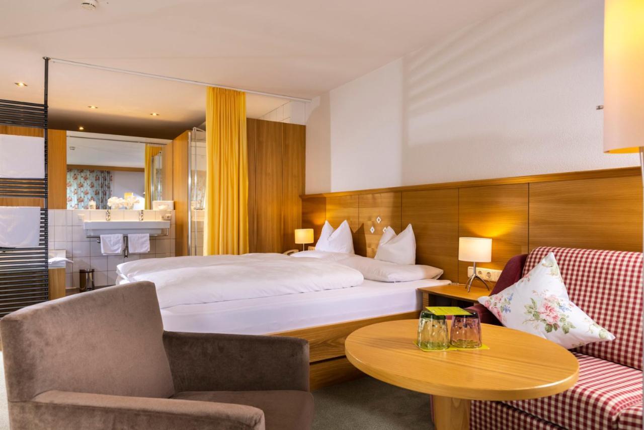 ווארת Hotel Walserberg מראה חיצוני תמונה