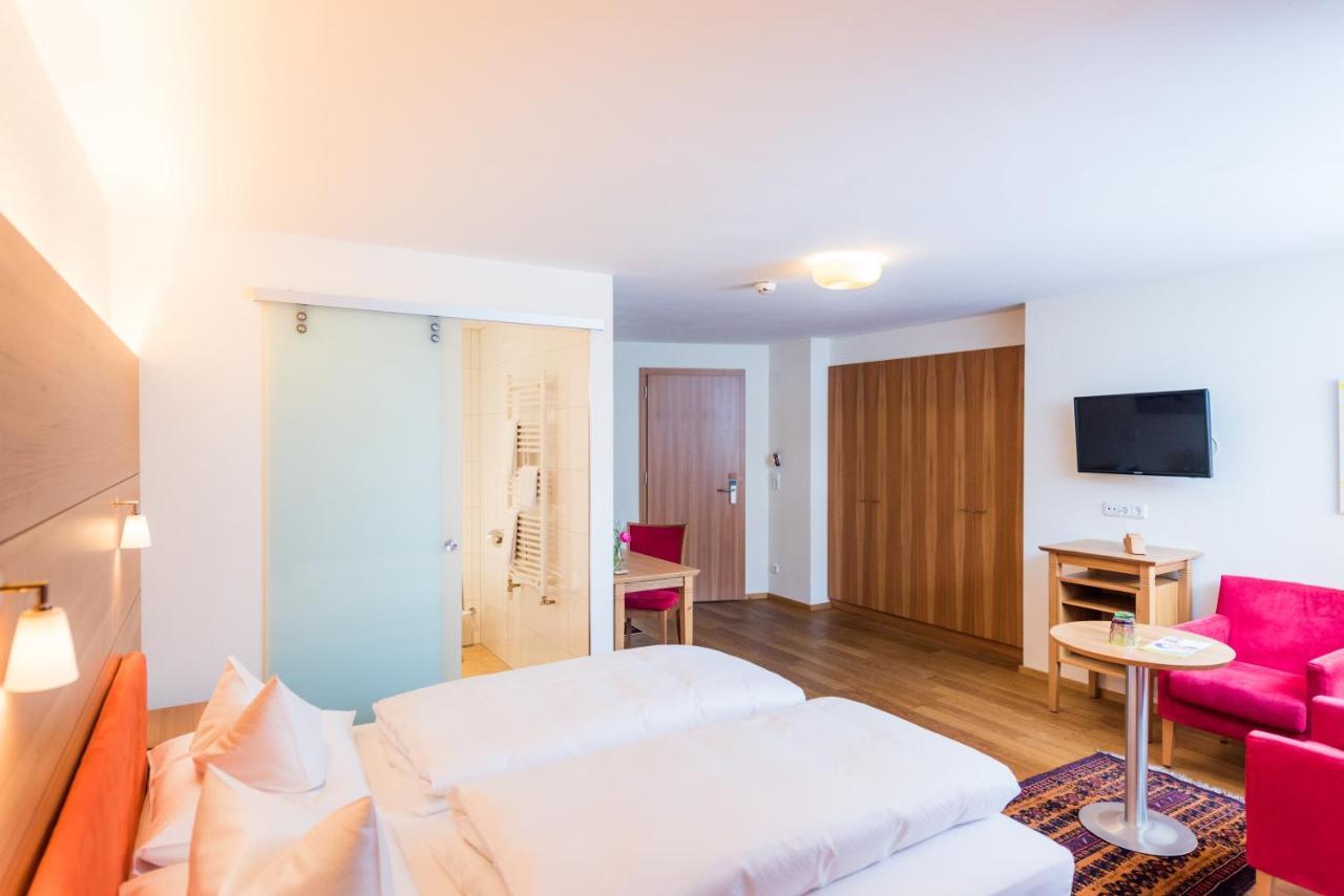 ווארת Hotel Walserberg מראה חיצוני תמונה